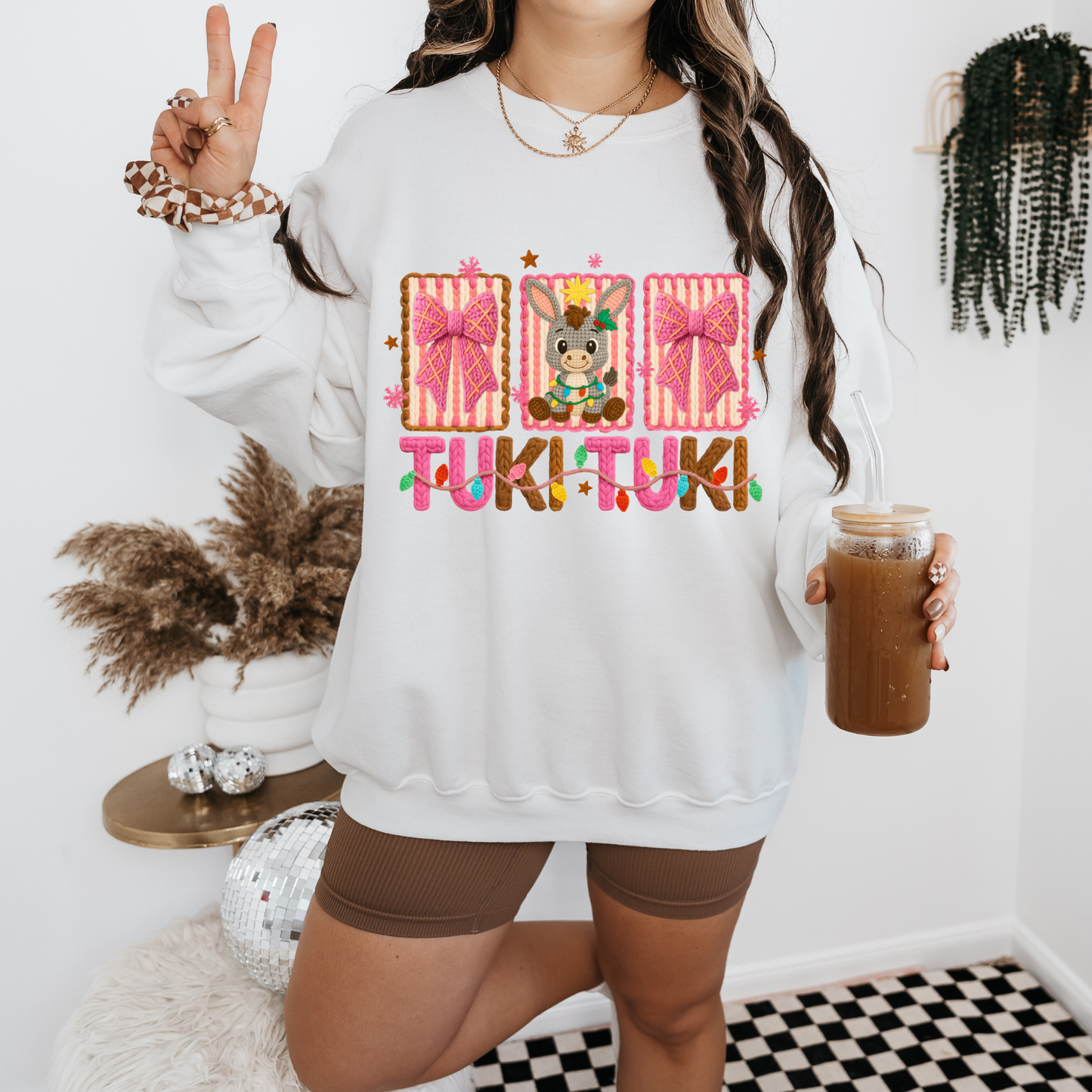 Faux Yarn Tuki-Tuki Christmas Sweatshirt